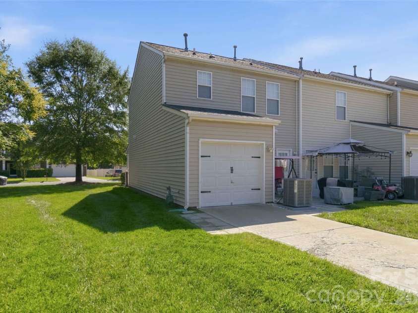 1029 Semmes Lane, Indian Trail, NC 28079.  MLS# CAR4390478, YatesRealty ID 33381. 