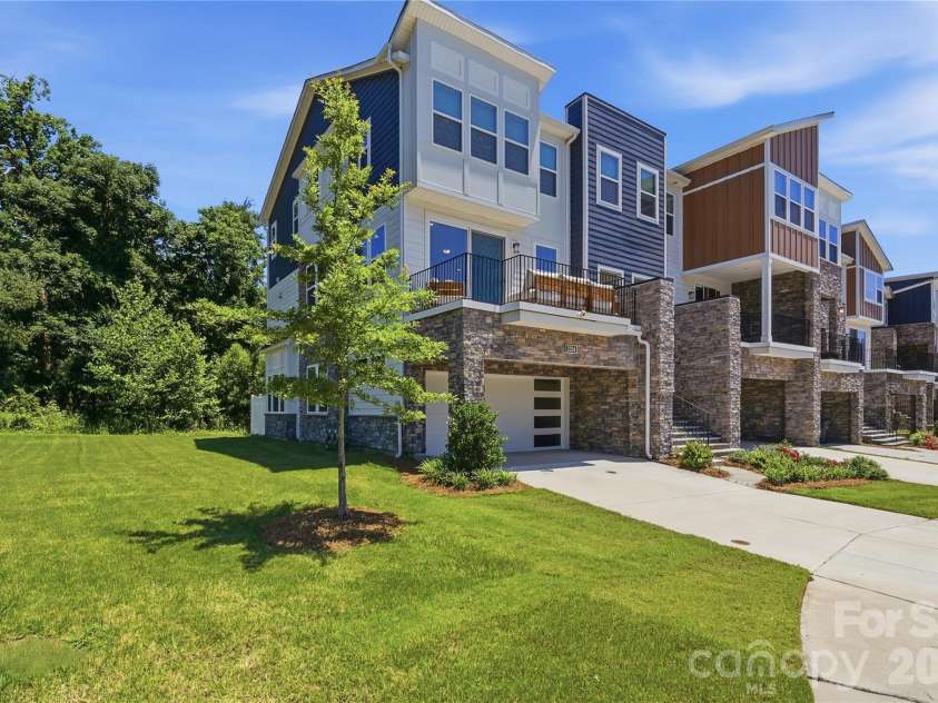 3324 Treble Court, Charlotte, NC 28262.  MLS# CAR4390878, YatesRealty ID 33382. 