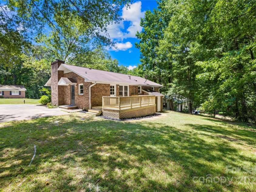 31 Southbrook Drive, York, SC 29745.  MLS# CAR4285898, YatesRealty ID 33383. 