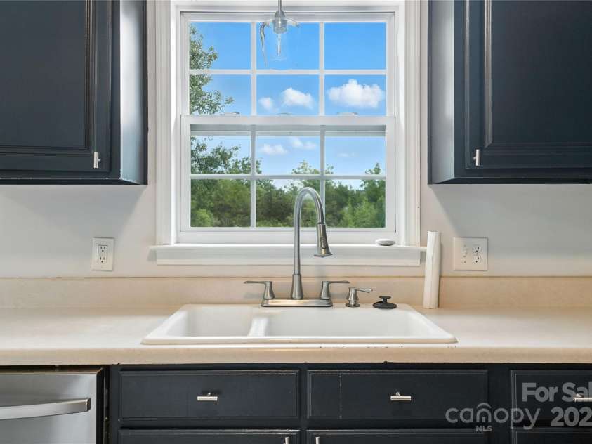 4016 Brandon Lee Court, Rock Hill, SC 29730.  MLS# CAR4288196, YatesRealty ID 33384. 