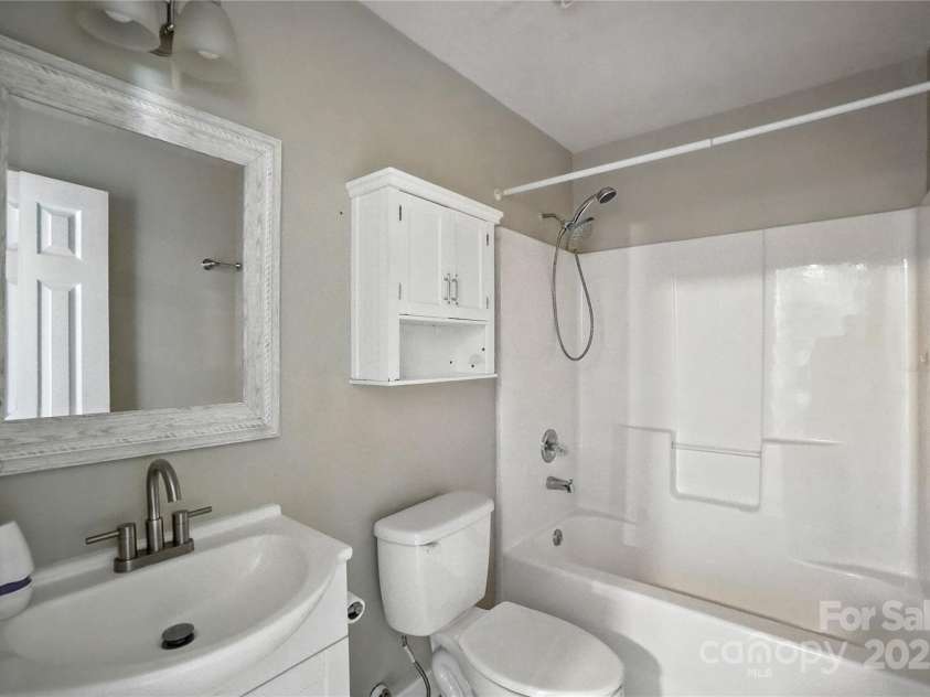 4016 Brandon Lee Court, Rock Hill, SC 29730.  MLS# CAR4288196, YatesRealty ID 33384. Secondary bathroom