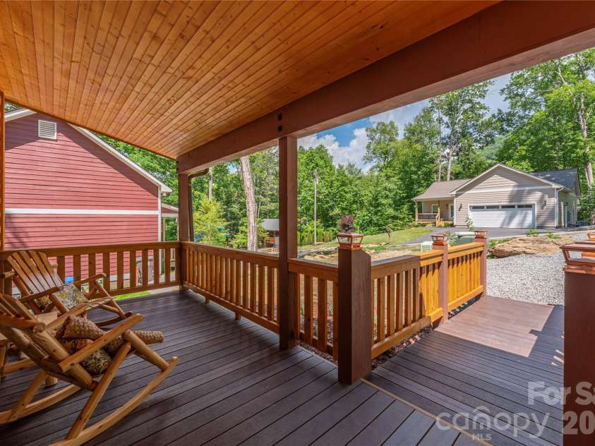 484 Twinbrook Lane, Maggie Valley, NC 28751.  MLS# CAR4392864, YatesRealty ID 33385. 
