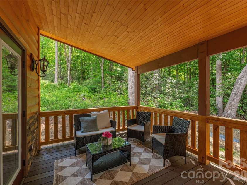 484 Twinbrook Lane, Maggie Valley, NC 28751.  MLS# CAR4392864, YatesRealty ID 33385. 