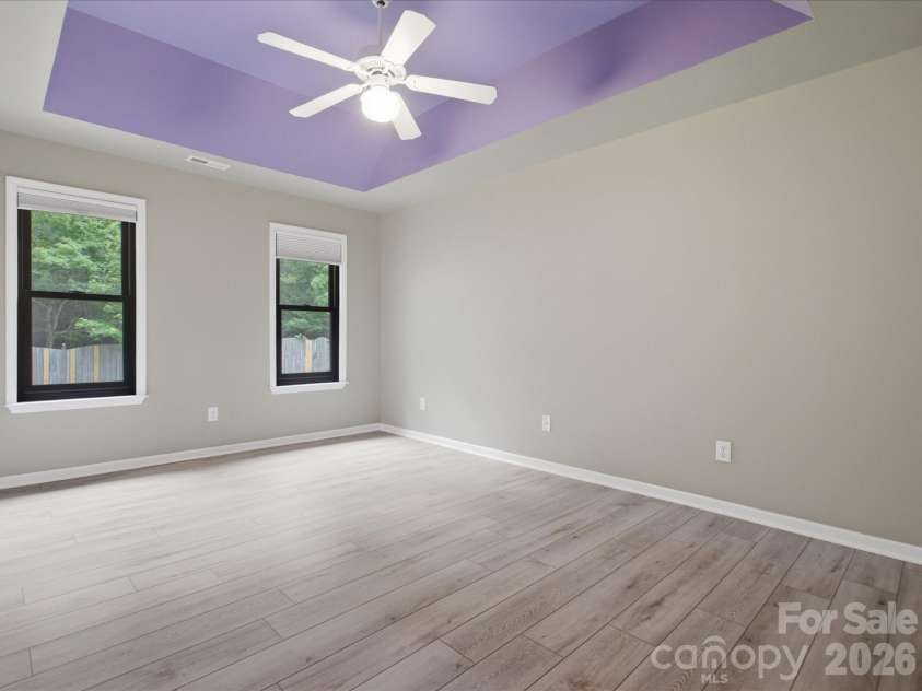 1102 Slate Ridge Road, Matthews, NC 28104.  MLS# CAR4394373, YatesRealty ID 33386. 
