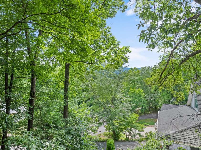 20 Sarah Court, Lake Junaluska, NC 28745.  MLS# CAR4394517, YatesRealty ID 33389. 