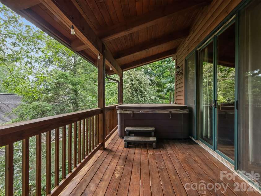 20 Sarah Court, Lake Junaluska, NC 28745.  MLS# CAR4394517, YatesRealty ID 33389. 