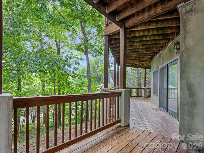 20 Sarah Court, Lake Junaluska, NC 28745.  MLS# CAR4394517, YatesRealty ID 33389. 