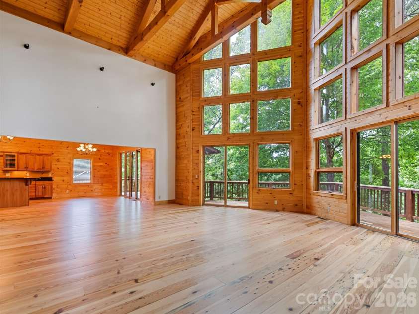 20 Sarah Court, Lake Junaluska, NC 28745.  MLS# CAR4394517, YatesRealty ID 33389. 