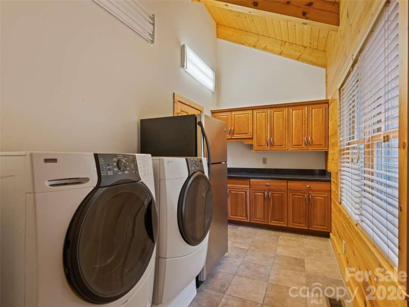 20 Sarah Court, Lake Junaluska, NC 28745.  MLS# CAR4394517, YatesRealty ID 33389. 