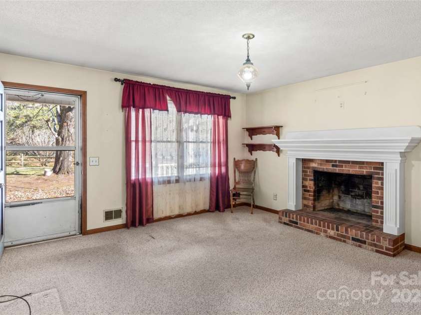 5091 US Highway 21 None, Thurmond, NC 28683.  MLS# CAR4321699, YatesRealty ID 3339. 