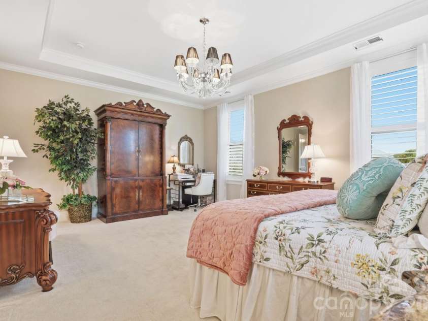 12047 Cove Court, Charlotte, NC 28278.  MLS# CAR4424173, YatesRealty ID 33390. 