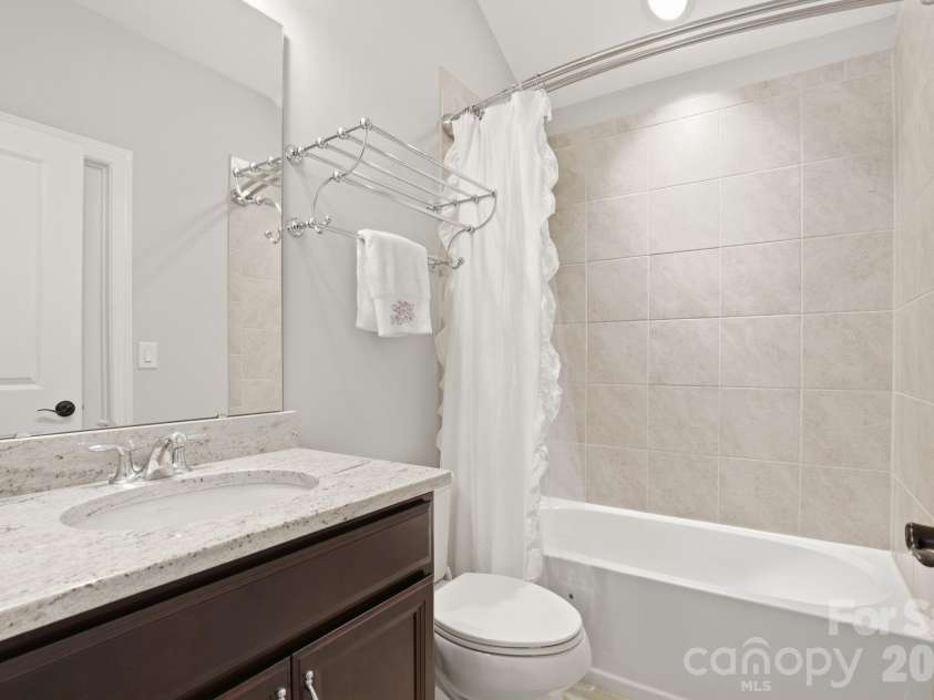 12047 Cove Court, Charlotte, NC 28278.  MLS# CAR4424173, YatesRealty ID 33390. 