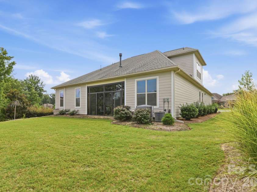 12047 Cove Court, Charlotte, NC 28278.  MLS# CAR4424173, YatesRealty ID 33390. 