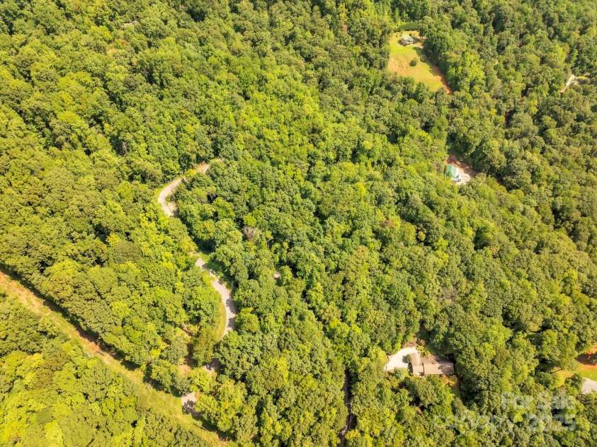 1220 Skyuka Mountain Road, Columbus, NC 28722.  MLS# CAR4288276, YatesRealty ID 33391. 