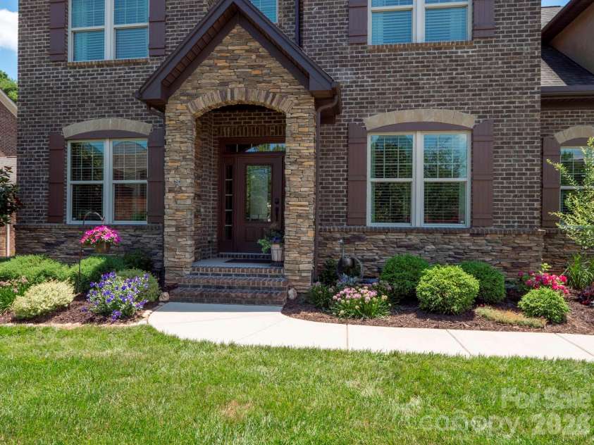 8161 Clems Branch Road, Fort Mill, SC 29707.  MLS# CAR4395982, YatesRealty ID 33392. 