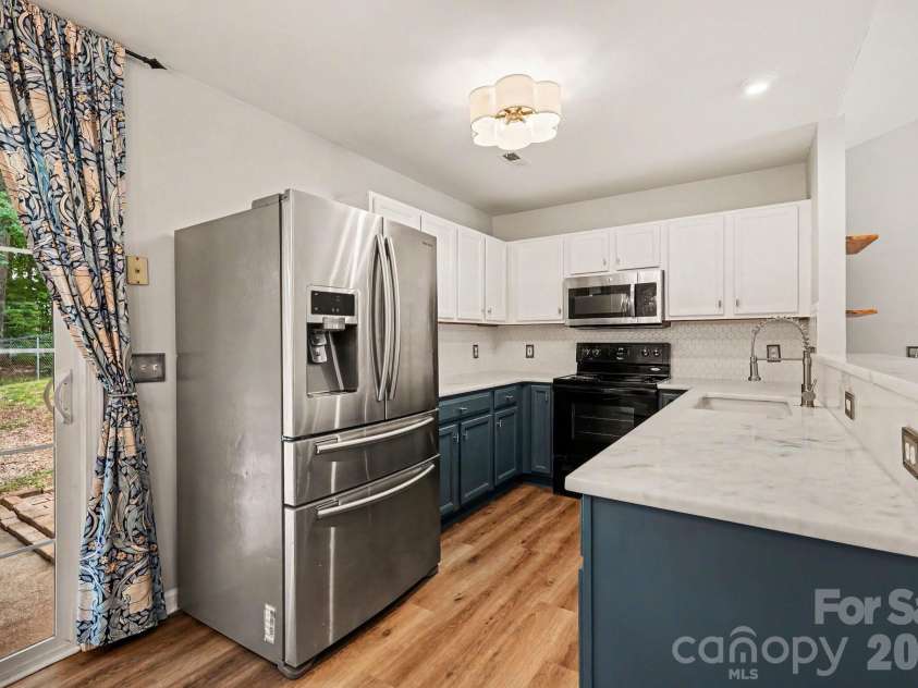 116 Julia Street, Mount Holly, NC 28120.  MLS# CAR4395942, YatesRealty ID 33393. 