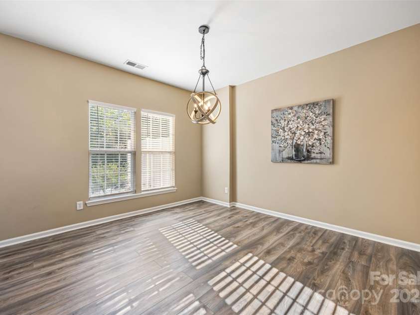 128 Autumn Falls Drive, Lake Wylie, SC 29710.  MLS# CAR4287953, YatesRealty ID 33393. 