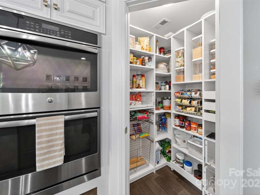 3981 Spinnaker Place, Denver, NC 28037.  MLS# CAR4273825, YatesRealty ID 33394. 