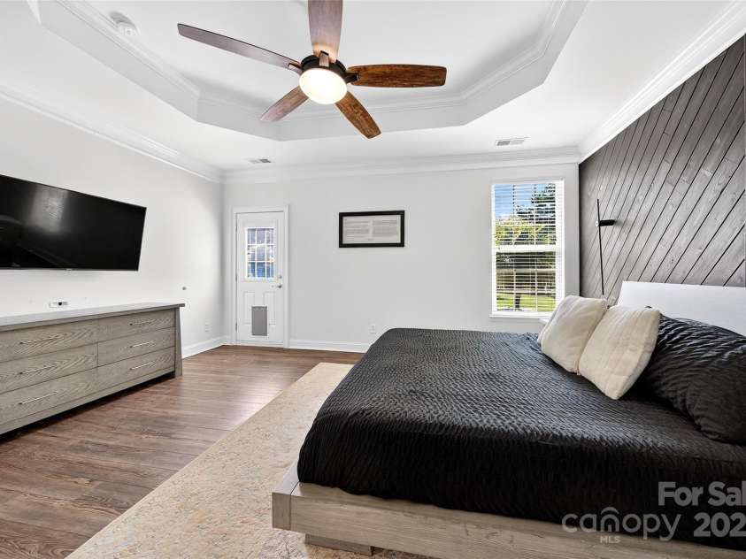 3981 Spinnaker Place, Denver, NC 28037.  MLS# CAR4273825, YatesRealty ID 33394. 