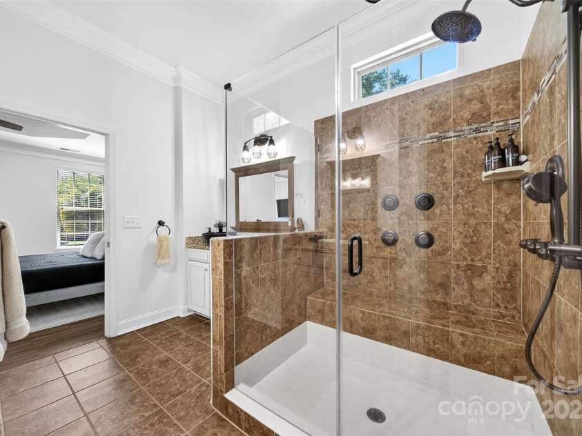 3981 Spinnaker Place, Denver, NC 28037.  MLS# CAR4273825, YatesRealty ID 33394. 