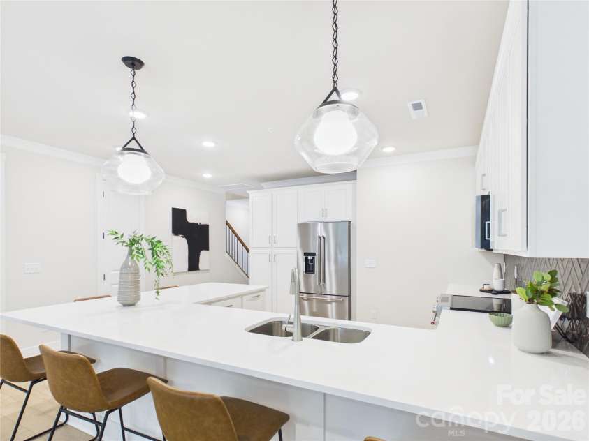 2641 Ravencroft Drive, Charlotte, NC 28208.  MLS# CAR4389878, YatesRealty ID 33396. 