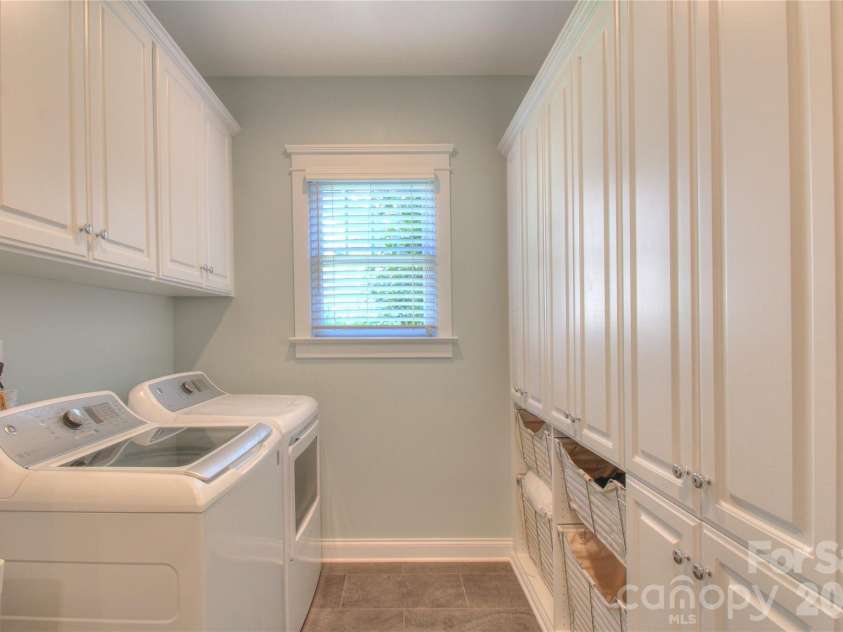 3009 Thayer Drive, Waxhaw, NC 28173.  MLS# CAR4385990, YatesRealty ID 33397. 
