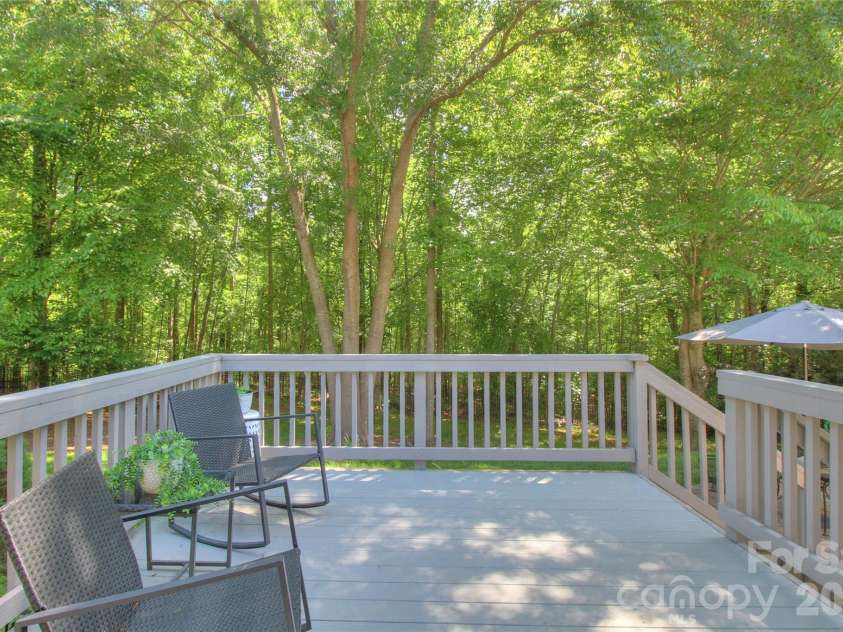 3009 Thayer Drive, Waxhaw, NC 28173.  MLS# CAR4385990, YatesRealty ID 33397. 