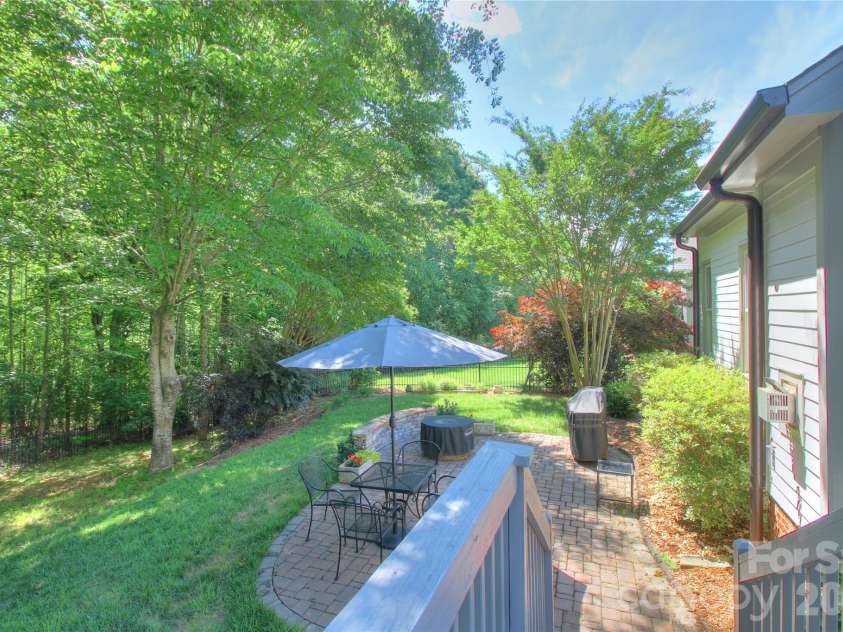 3009 Thayer Drive, Waxhaw, NC 28173.  MLS# CAR4385990, YatesRealty ID 33397. 