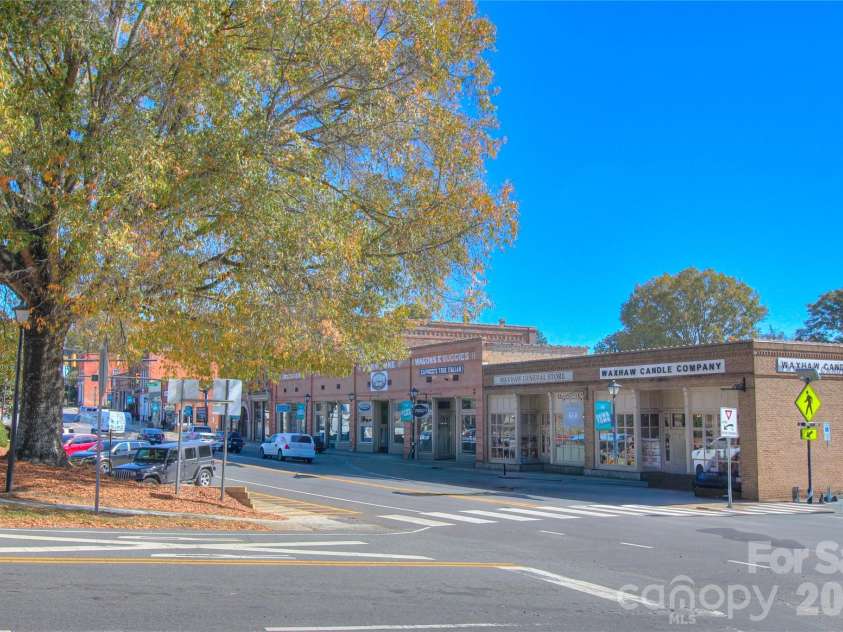 3009 Thayer Drive, Waxhaw, NC 28173.  MLS# CAR4385990, YatesRealty ID 33397. 