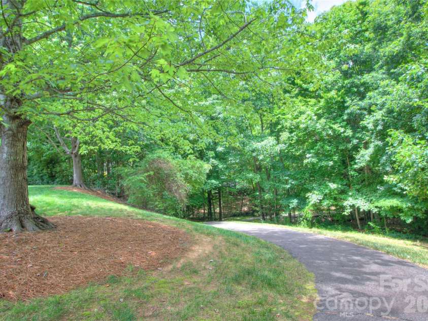 3009 Thayer Drive, Waxhaw, NC 28173.  MLS# CAR4385990, YatesRealty ID 33397. 