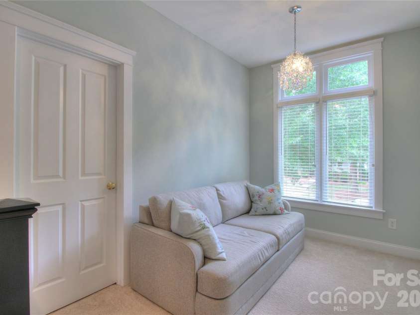 3009 Thayer Drive, Waxhaw, NC 28173.  MLS# CAR4385990, YatesRealty ID 33397. 