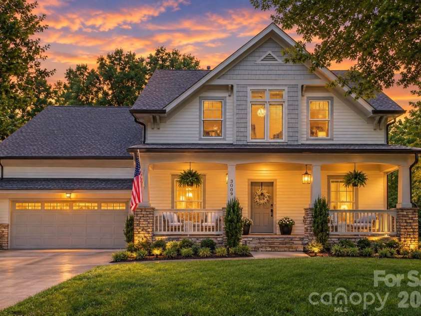 3009 Thayer Drive, Waxhaw, NC 28173.  MLS# CAR4385990, YatesRealty ID 33397. 