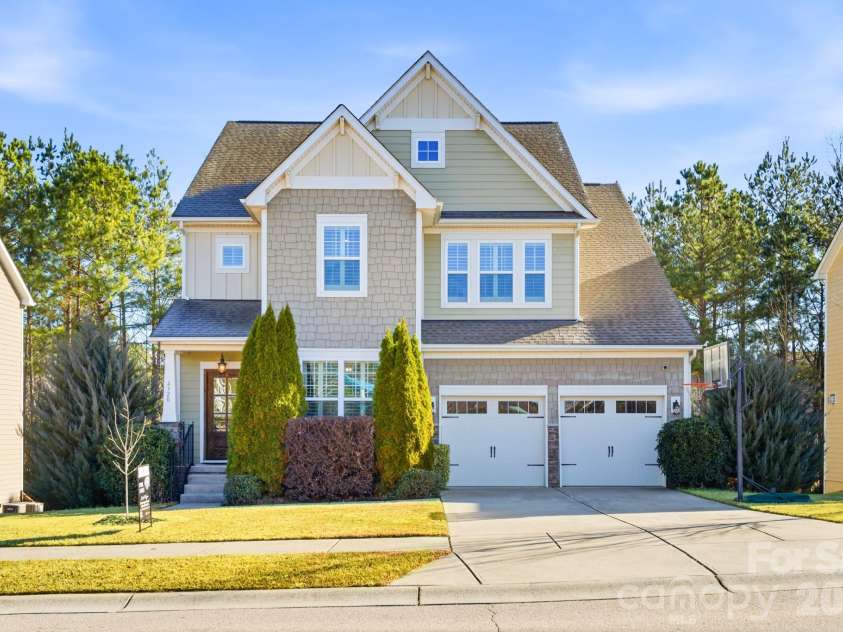 4320 Carrington Drive, Lancaster, SC 29720.  MLS# CAR4330470, YatesRealty ID 33397. 