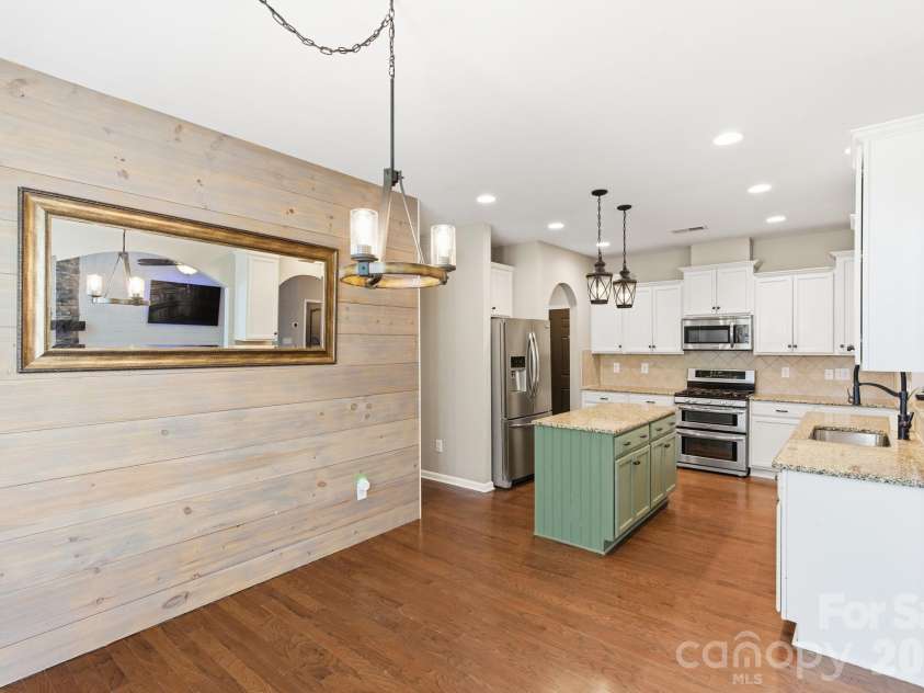 4320 Carrington Drive, Lancaster, SC 29720.  MLS# CAR4330470, YatesRealty ID 33397. 