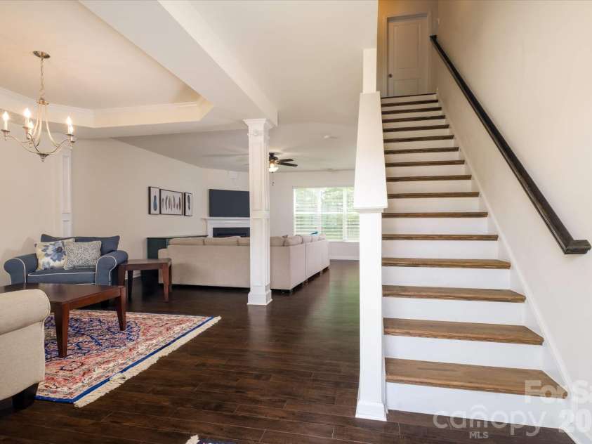 5415 Fenway Drive, Charlotte, NC 28273.  MLS# CAR4391362, YatesRealty ID 33398. 