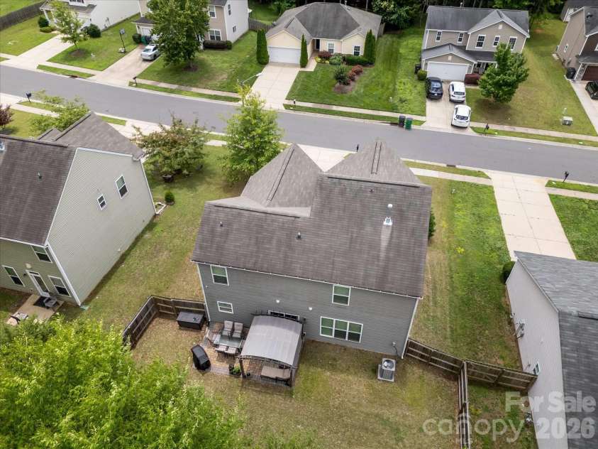 5415 Fenway Drive, Charlotte, NC 28273.  MLS# CAR4391362, YatesRealty ID 33398. 