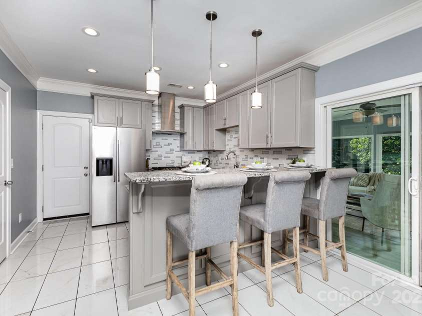 6930 Culloden More Court, Charlotte, NC 28217.  MLS# CAR4276886, YatesRealty ID 33398. 