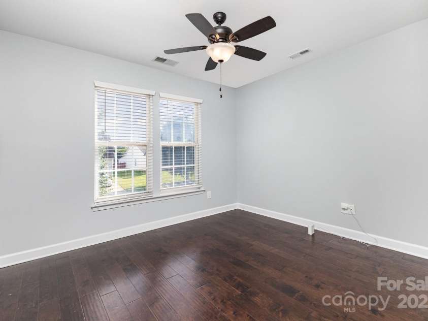 6930 Culloden More Court, Charlotte, NC 28217.  MLS# CAR4276886, YatesRealty ID 33398. 