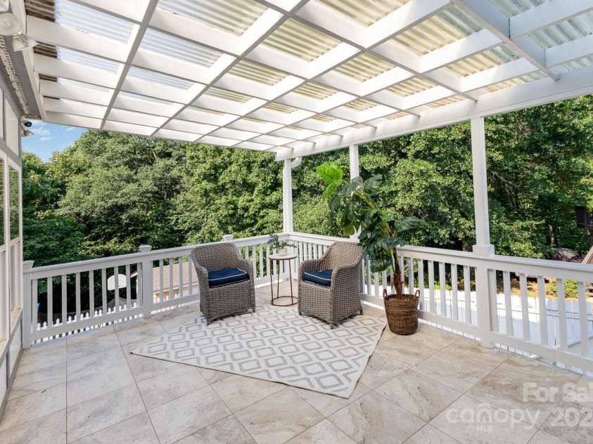 6930 Culloden More Court, Charlotte, NC 28217.  MLS# CAR4276886, YatesRealty ID 33398. 