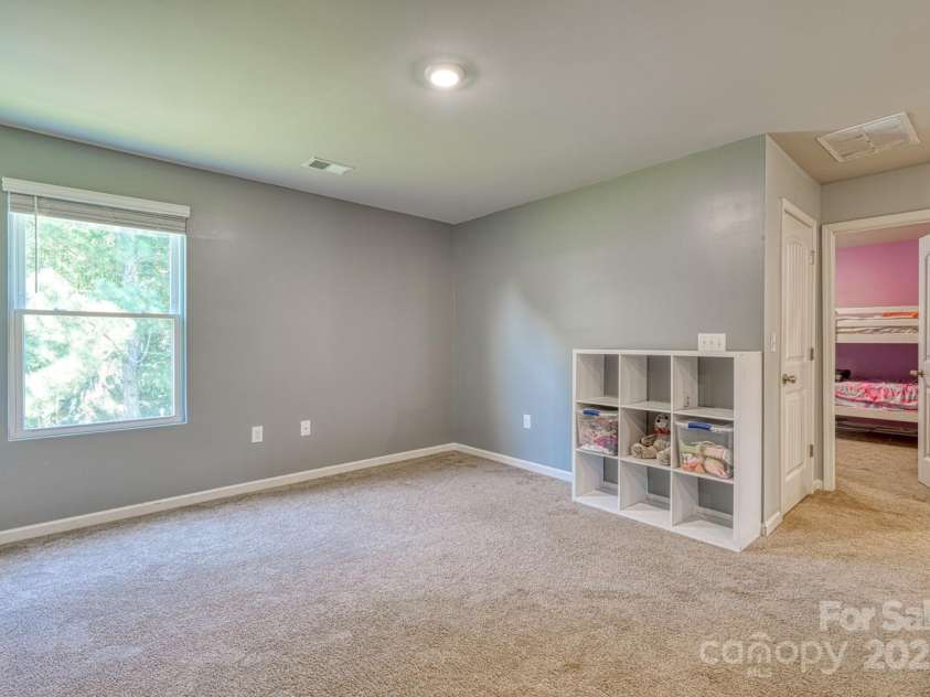 1281 Twin Bridge Road, Gaffney, SC 29341.  MLS# CAR4312131, YatesRealty ID 334. 