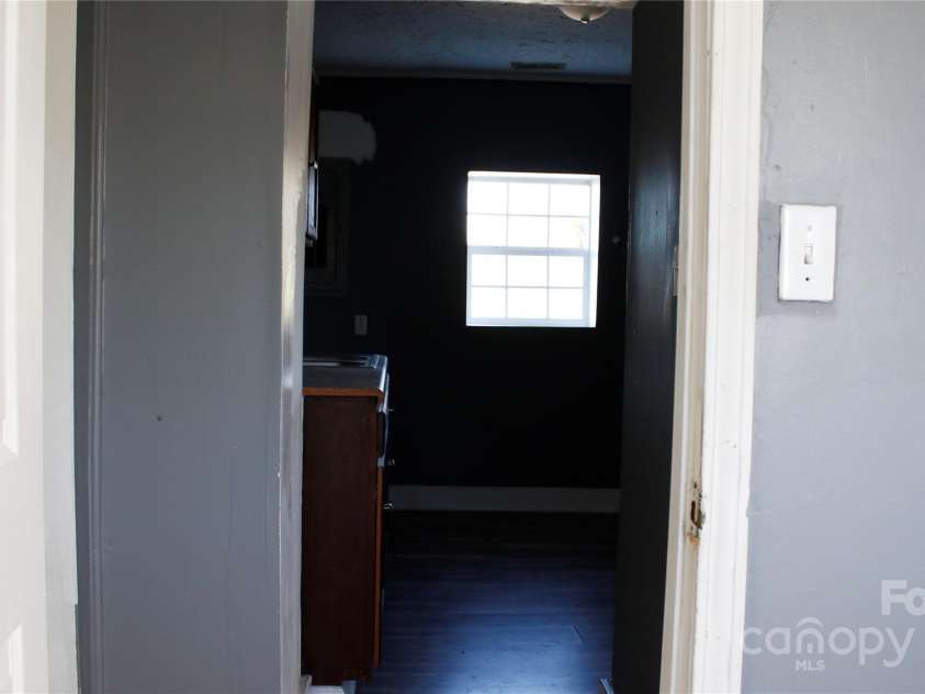 308 HARRINGTON Street, Lenoir, NC 28645.  MLS# CAR4210916, YatesRealty ID 3340. 