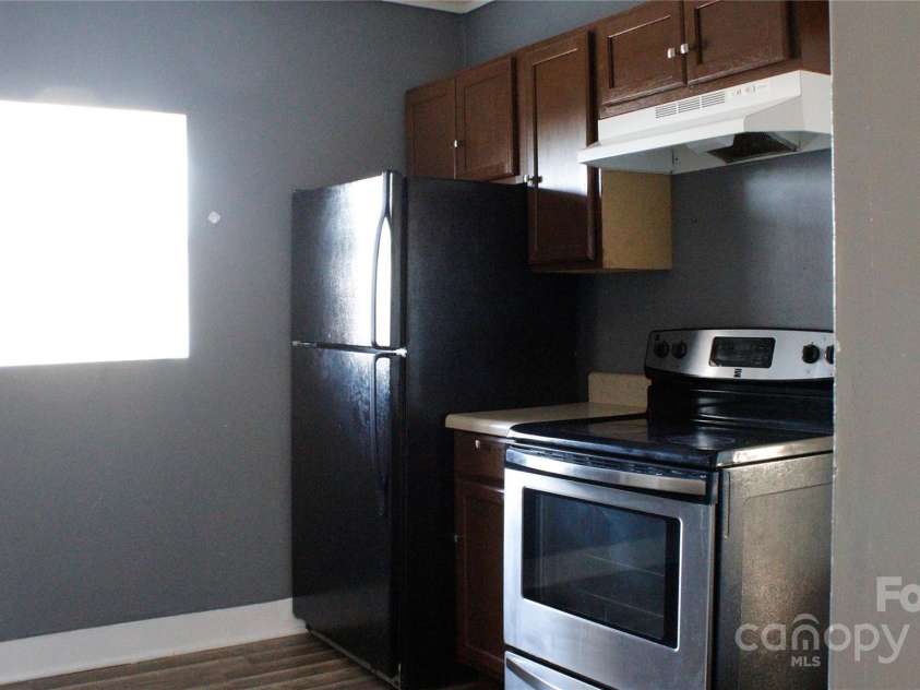 308 HARRINGTON Street, Lenoir, NC 28645.  MLS# CAR4210916, YatesRealty ID 3340. 