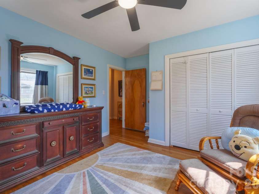 712 2nd Avenue, Conover, NC 28613.  MLS# CAR4353336, YatesRealty ID 3340. 