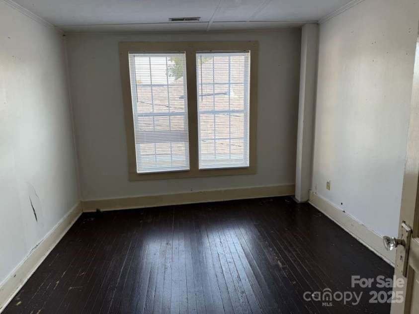 817 JACKSON Street, Salisbury, NC 28144.  MLS# CAR4306184, YatesRealty ID 3340. Upstairs bedroom 1