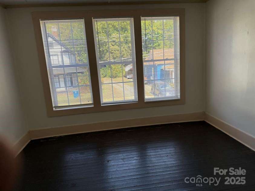 817 JACKSON Street, Salisbury, NC 28144.  MLS# CAR4306184, YatesRealty ID 3340. Upstairs bedroom 2