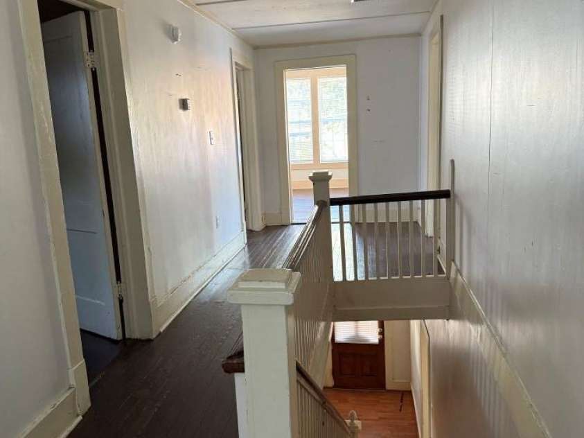 817 JACKSON Street, Salisbury, NC 28144.  MLS# CAR4306184, YatesRealty ID 3340. Upstairs hallway