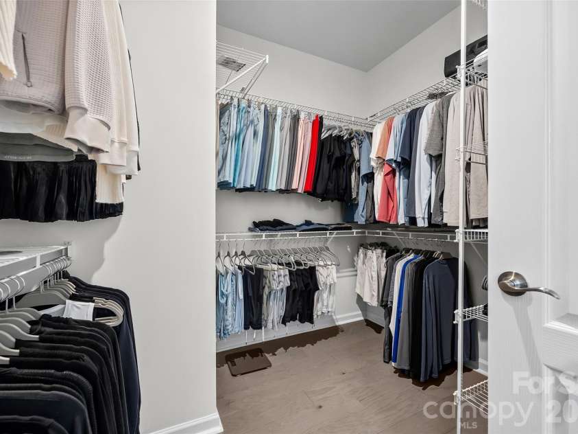 8012 Lantern Way, Fort Mill, SC 29707.  MLS# CAR4393030, YatesRealty ID 33401. Large walk in closet