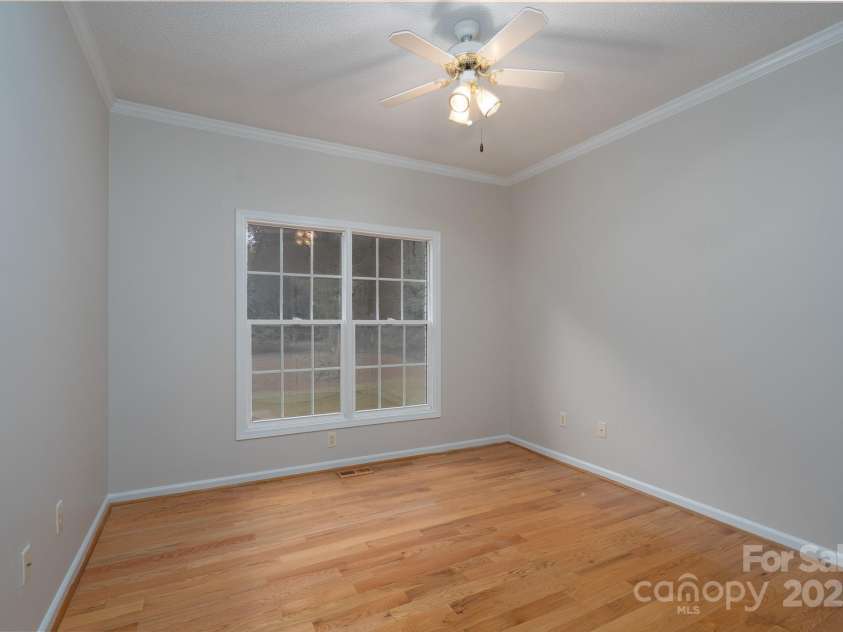 426 Pearl Bay Drive, New London, NC 28127.  MLS# CAR4289535, YatesRealty ID 33405. Bedroom