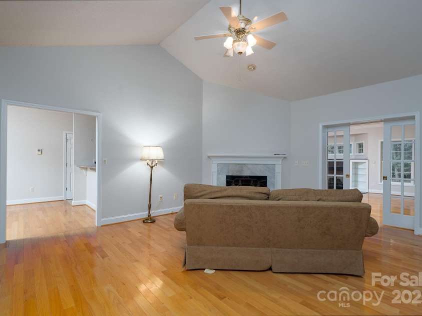 426 Pearl Bay Drive, New London, NC 28127.  MLS# CAR4289535, YatesRealty ID 33405. Den