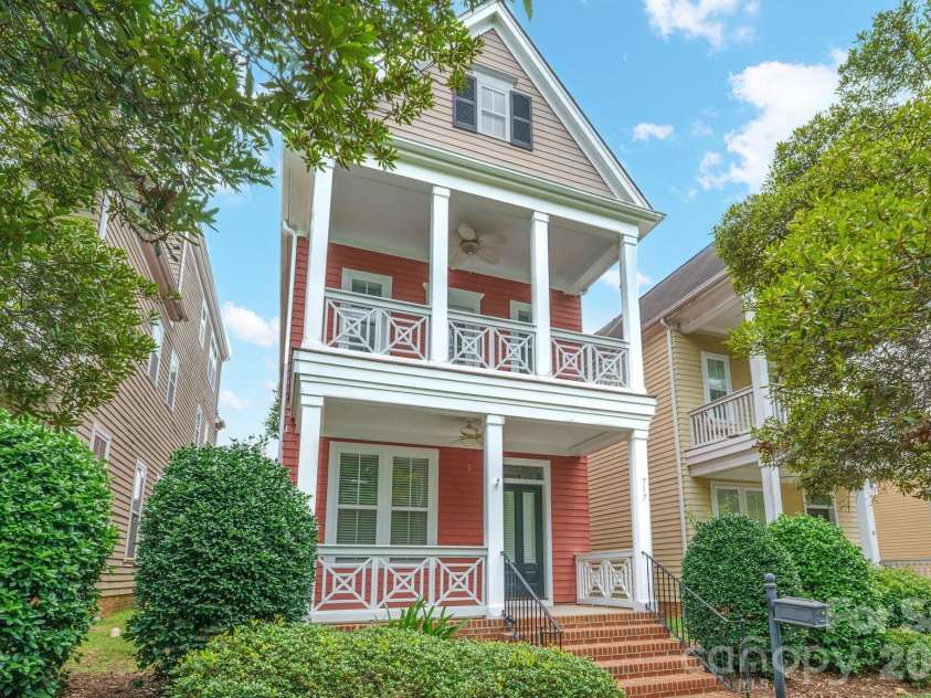717 8th Street, Charlotte, NC 28202.  MLS# CAR4390063, YatesRealty ID 33405. 
